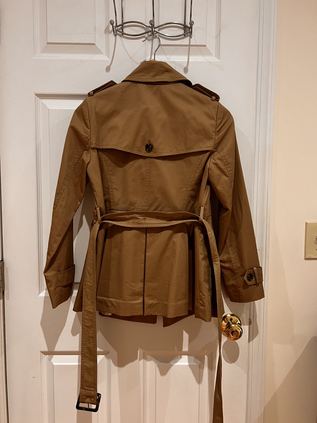 Banana Republic Petite Trench Coat - photo 3