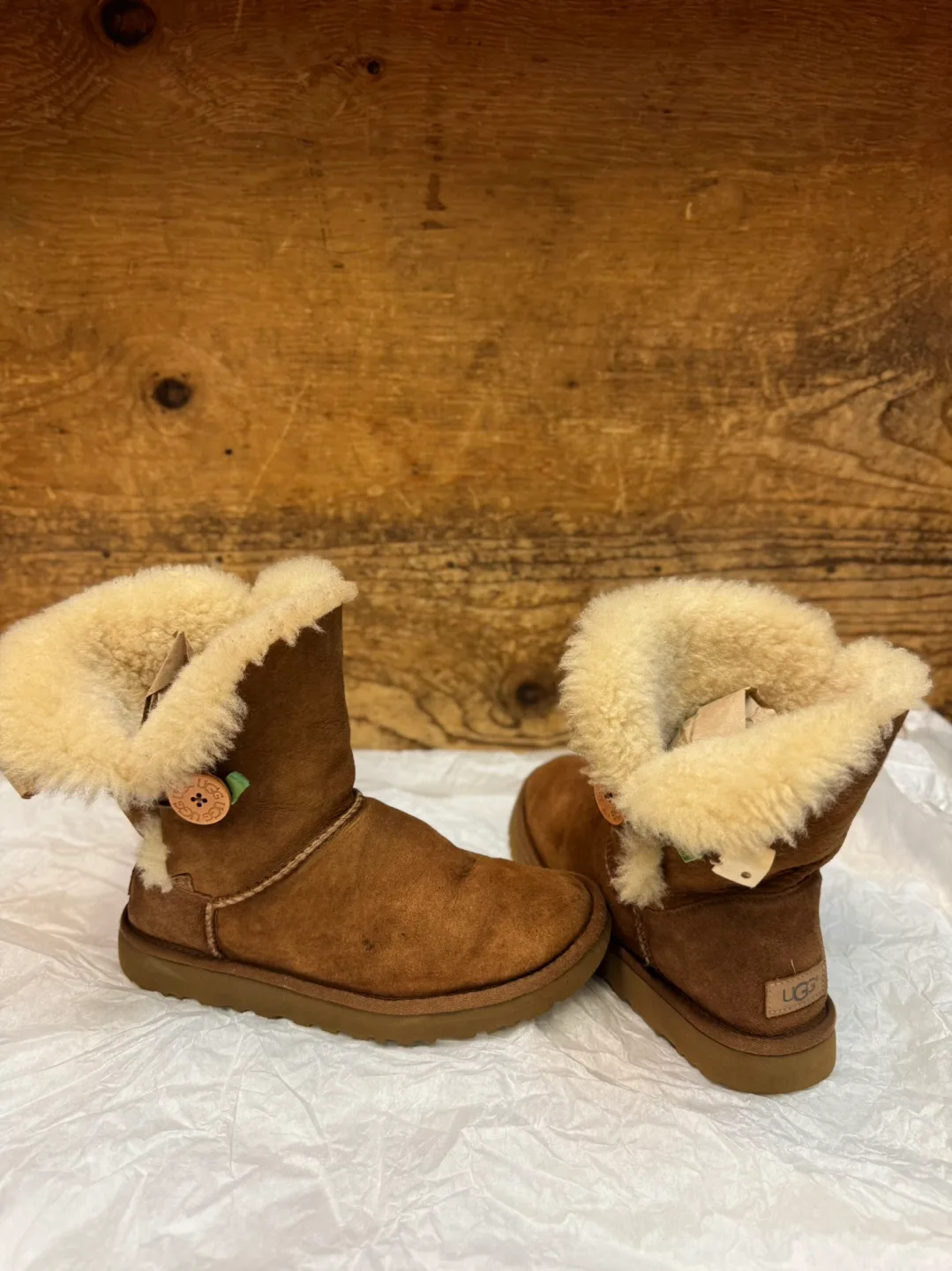 UGG Brown Button Boots SIZE 7 image indicator(2)