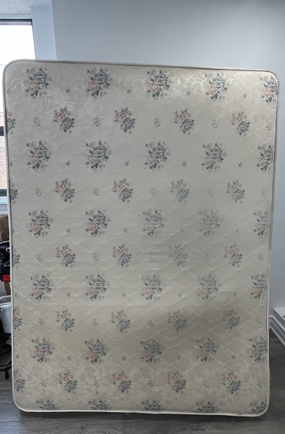 Double Mattress with Floral Pattern - photo 2