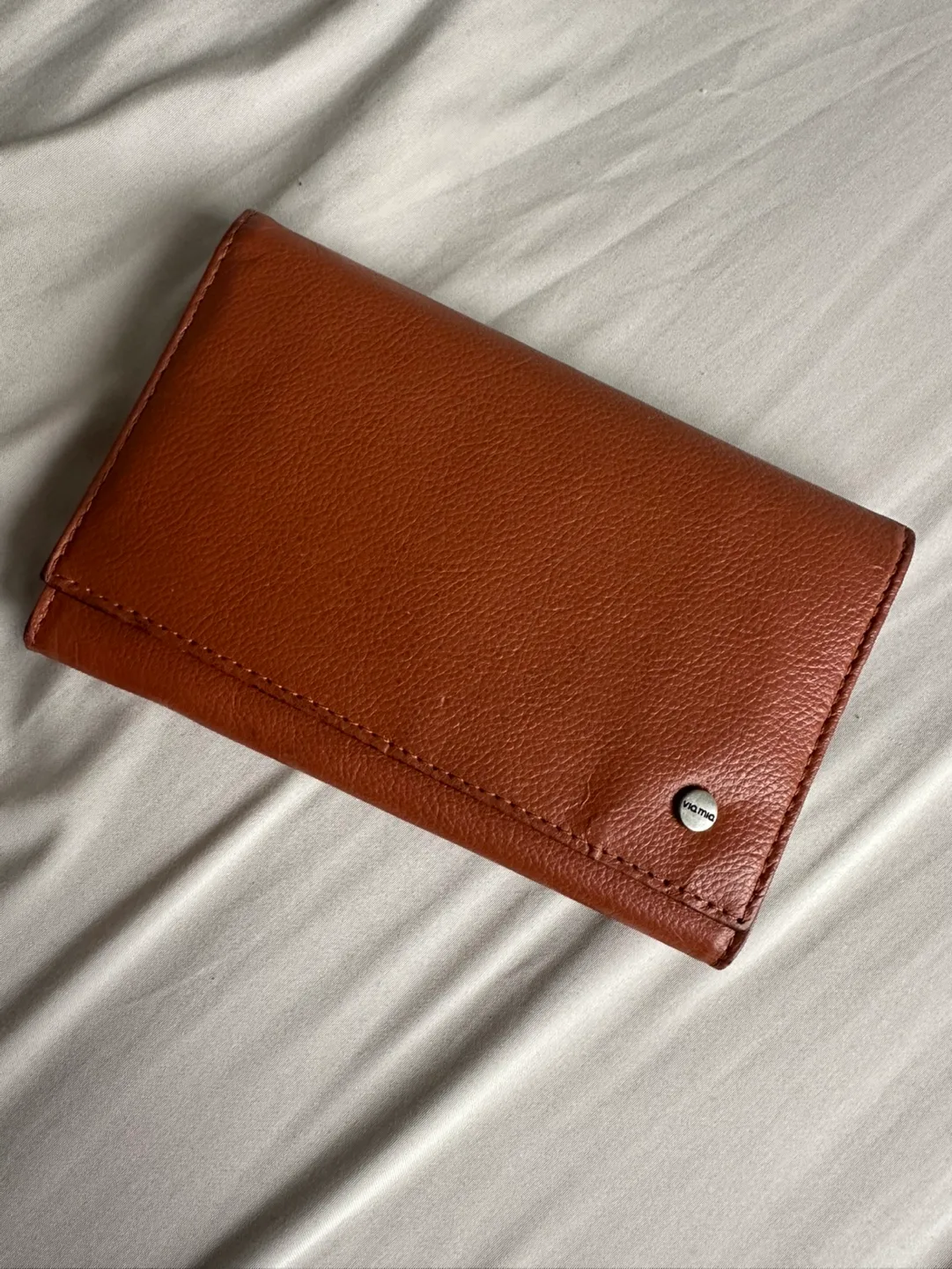 Brown Leather Trifold Wallet thumbnail