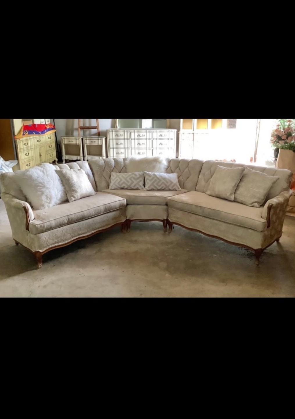 FREE - Vintage Sectional Sofa