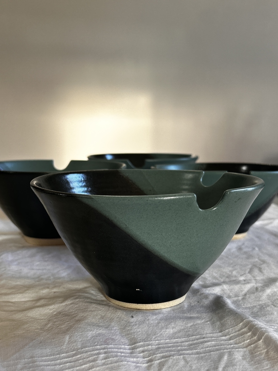 Set of four Peter Price ceramic bowls - photo 2