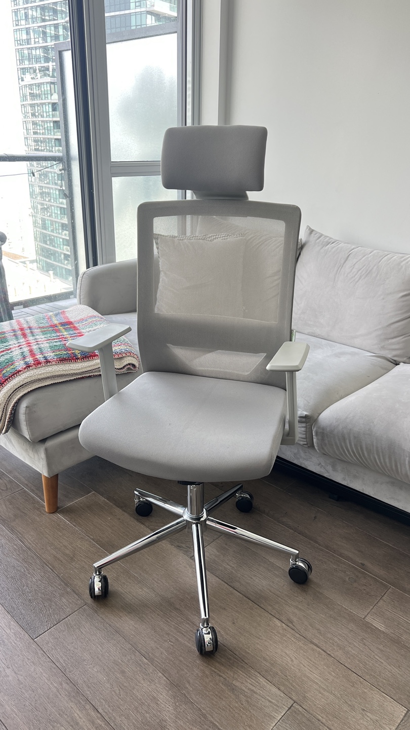 Grey Mesh Office Chair with Headrest