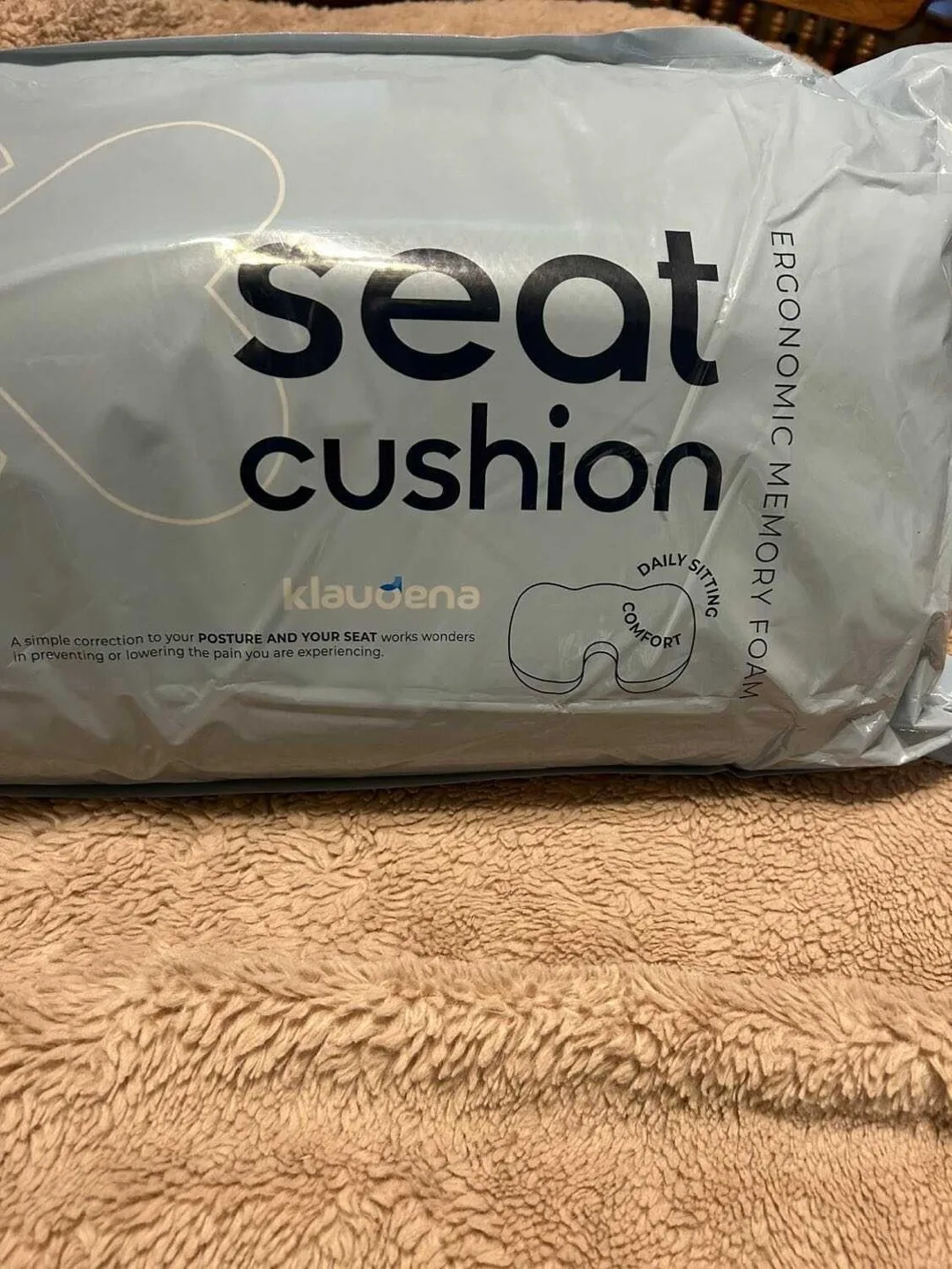 Klaudedna Ergonomic Memory Foam Seat Cushion image indicator(3)