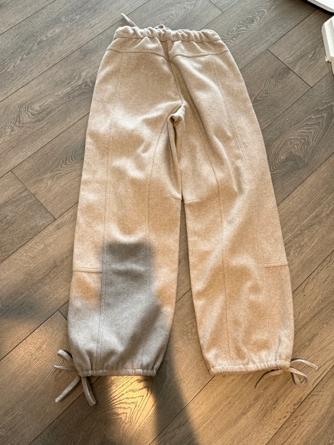 ZARA Beige Fleece Pants image indicator(3)