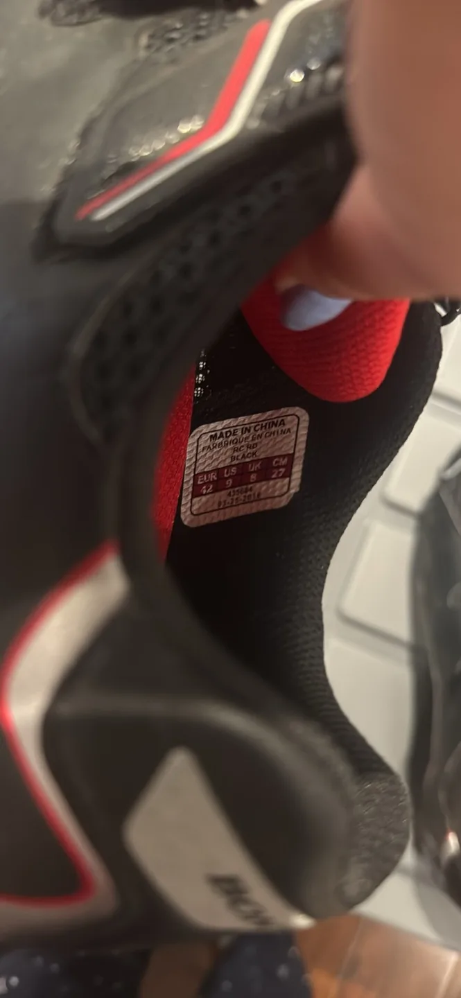 Bontrager cycling shoes - Size US 4 image indicator(4)