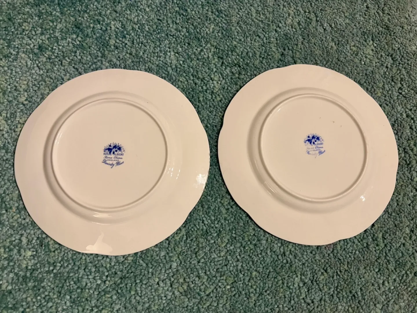 Vintage Royal Albert Dainty Blue Bone China (Set of 2) image indicator(4)