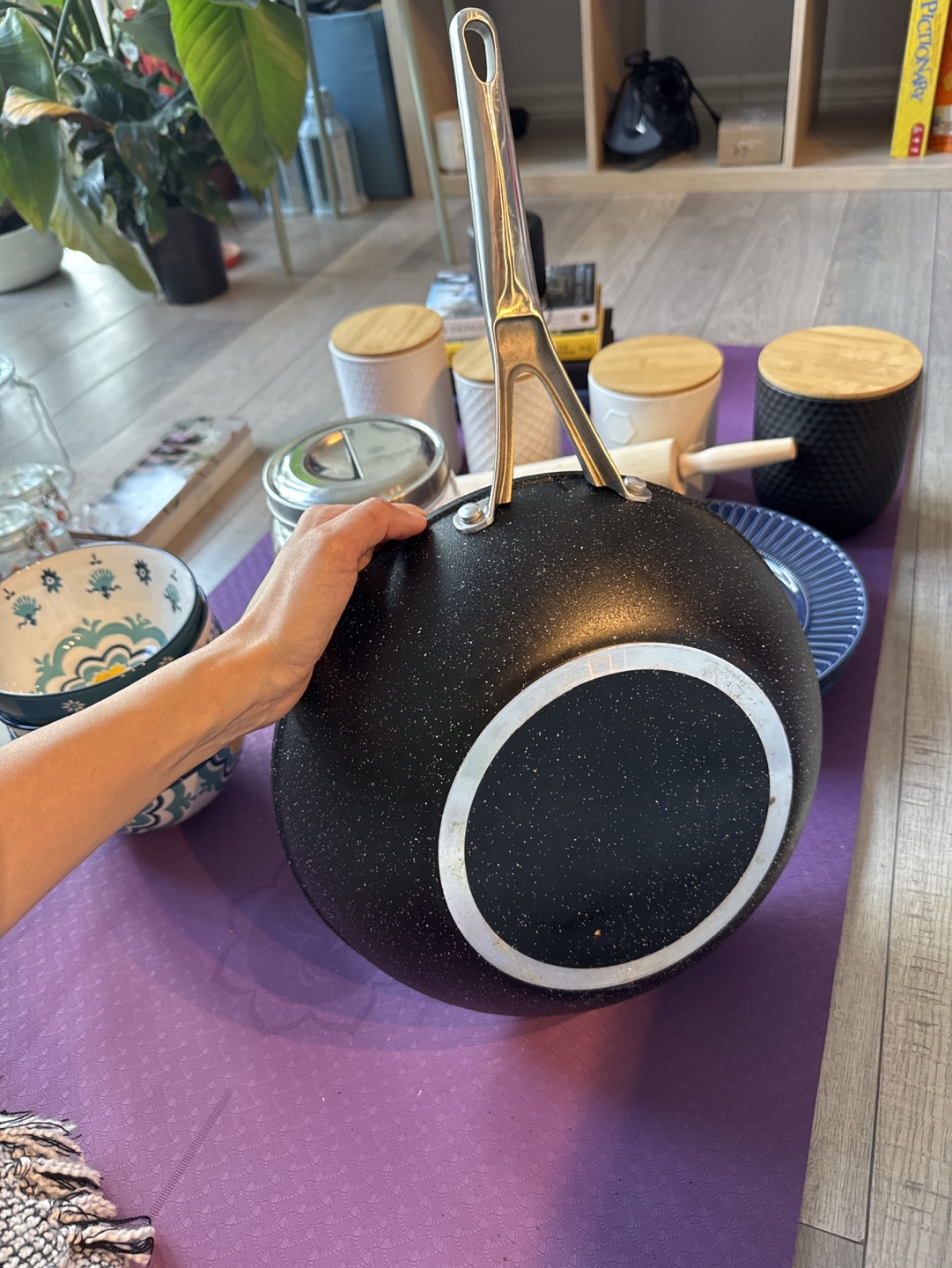 12-inch Granite Stone Wok Pan with Stainless Steel Handle - photo 3