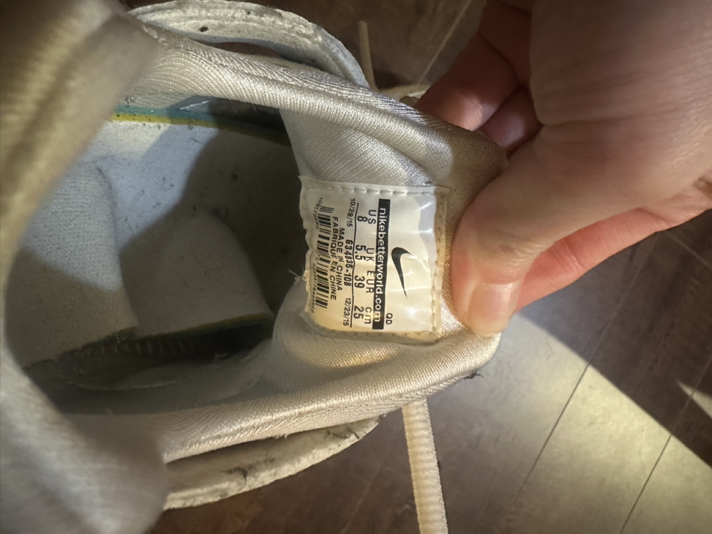 Women's Nike Air Huarache Sneakers - White - Size 8 - photo 4