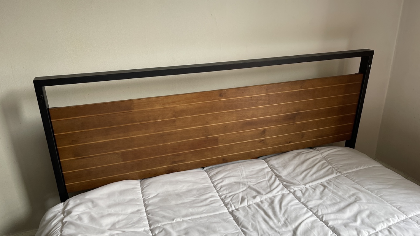 Queen Size Metal Platform Bed Frame with Wooden Headboard - photo 2