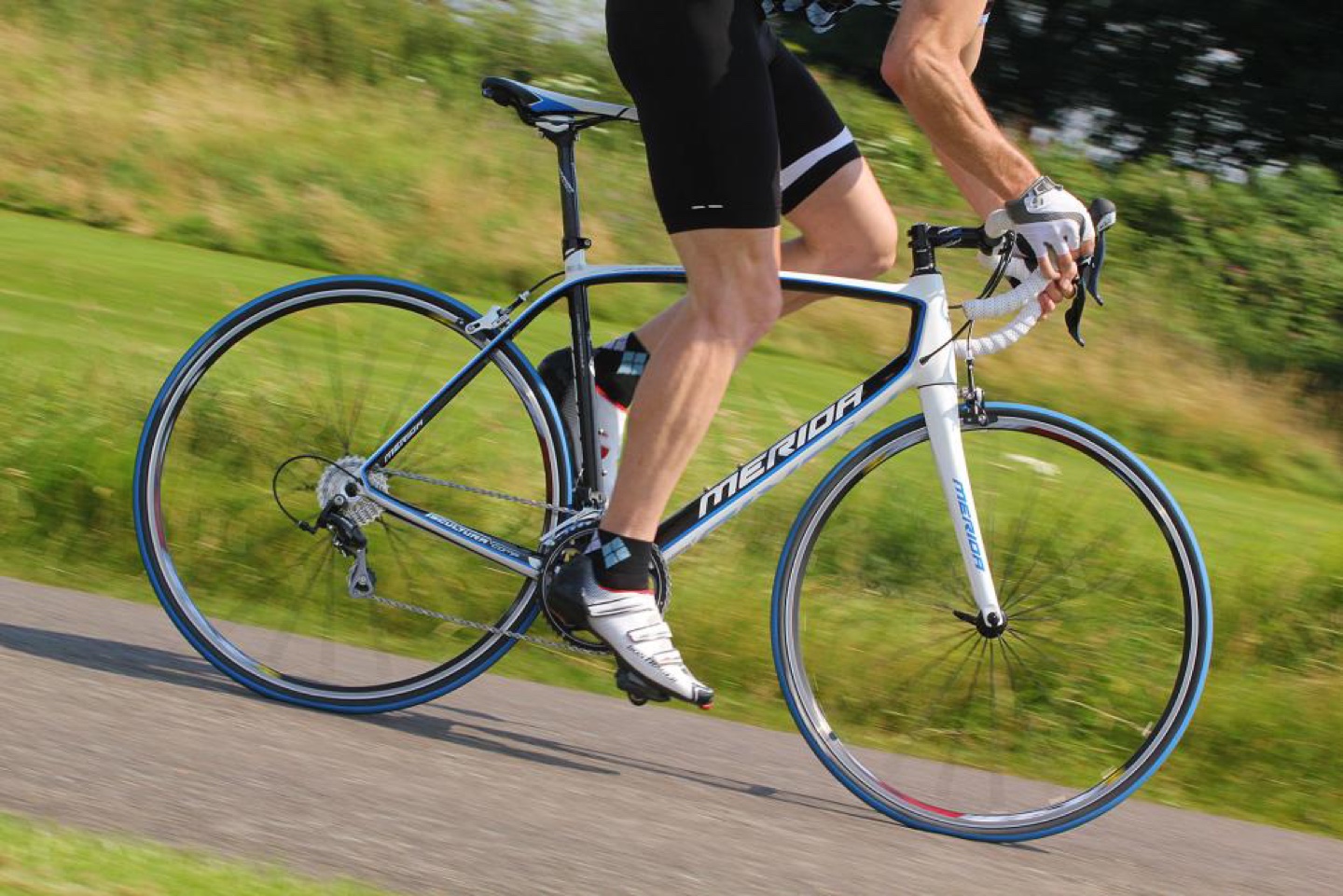 Merida Scultura 904 lite Road Bike - photo 2