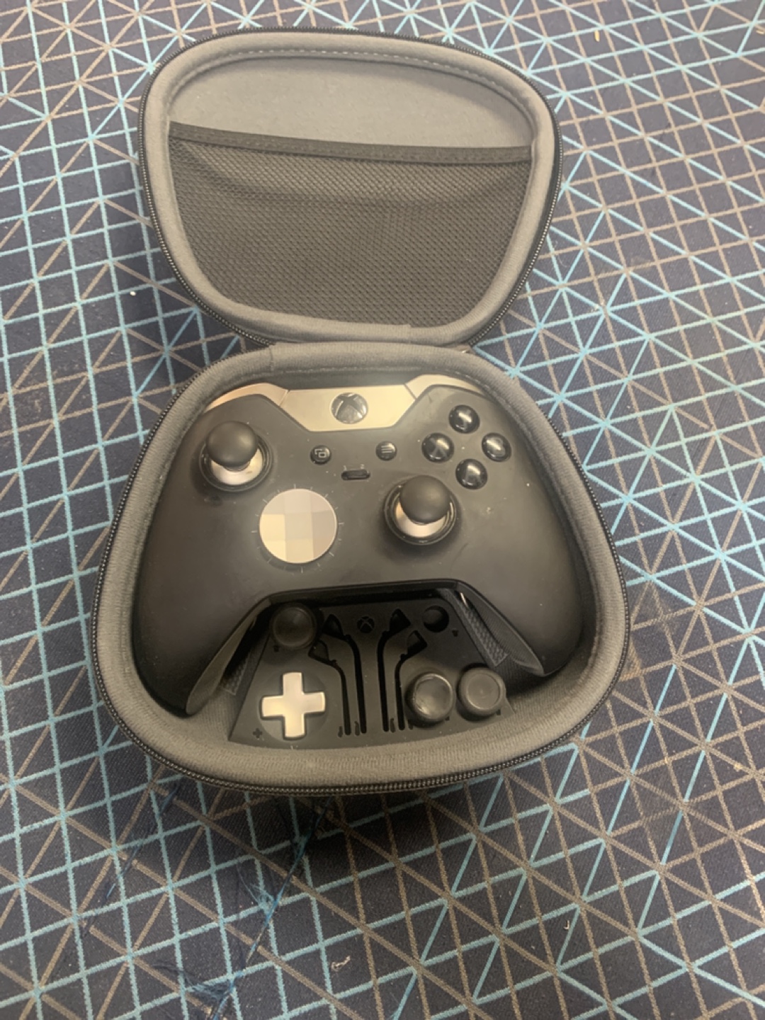 Xbox Elite Series 1 Controller with carrying case and paddles