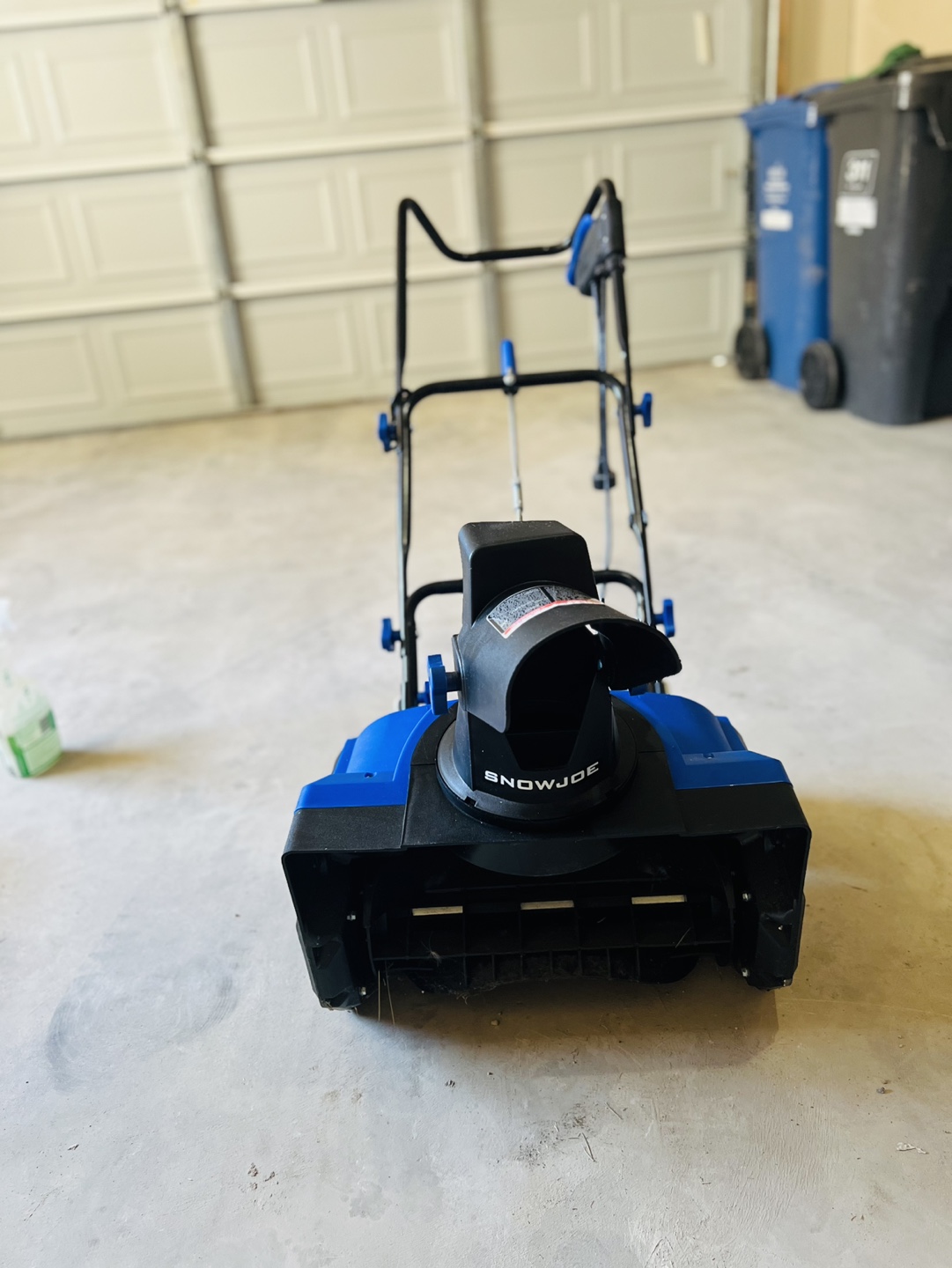 Snow Joe 18-inch Electric Snow Thrower - photo 2