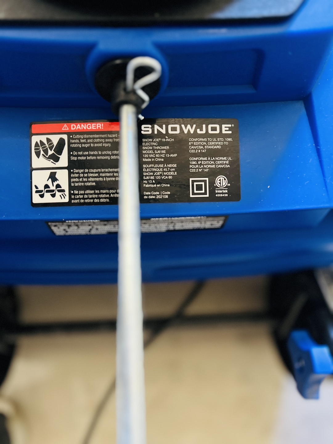 Snow Joe 18-inch Electric Snow Thrower - photo 3