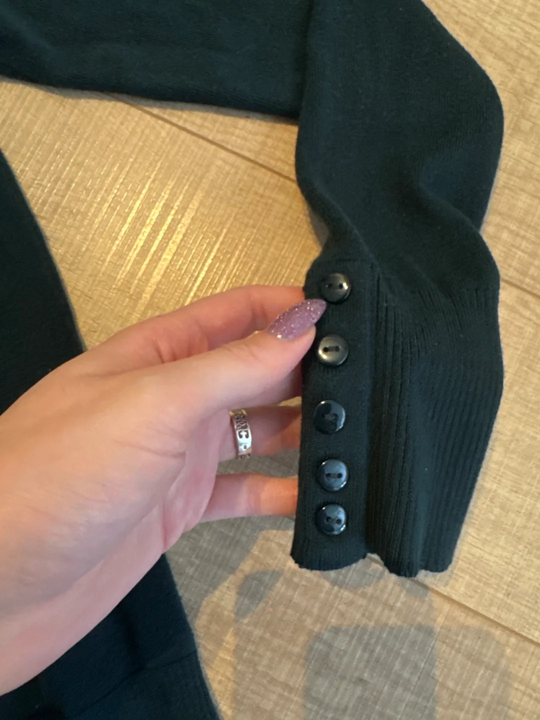 Suzy Women's Dark Green Turtleneck Sweater - Size M/M image indicator(2)