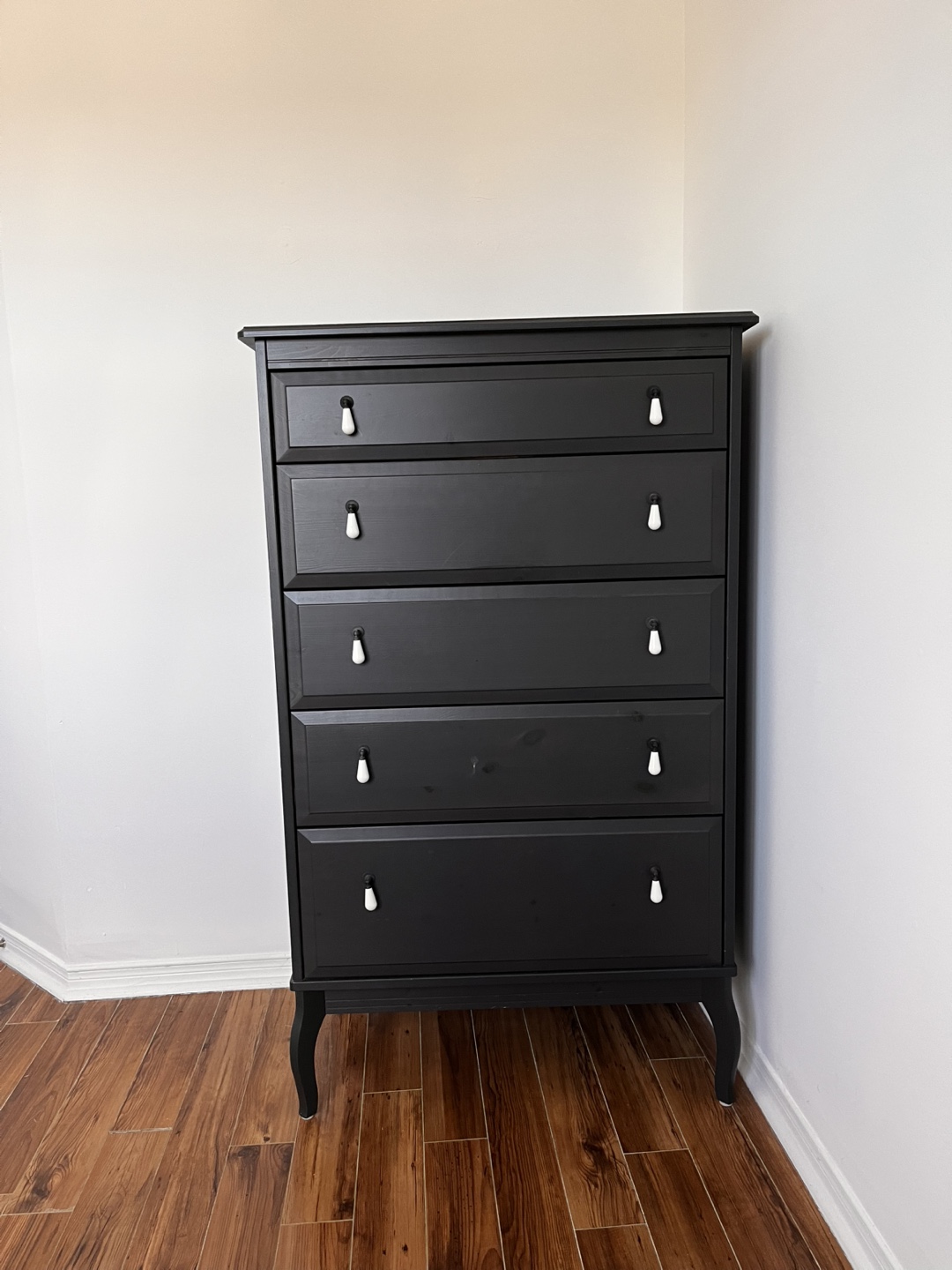 Black five-drawer dresser - photo 2