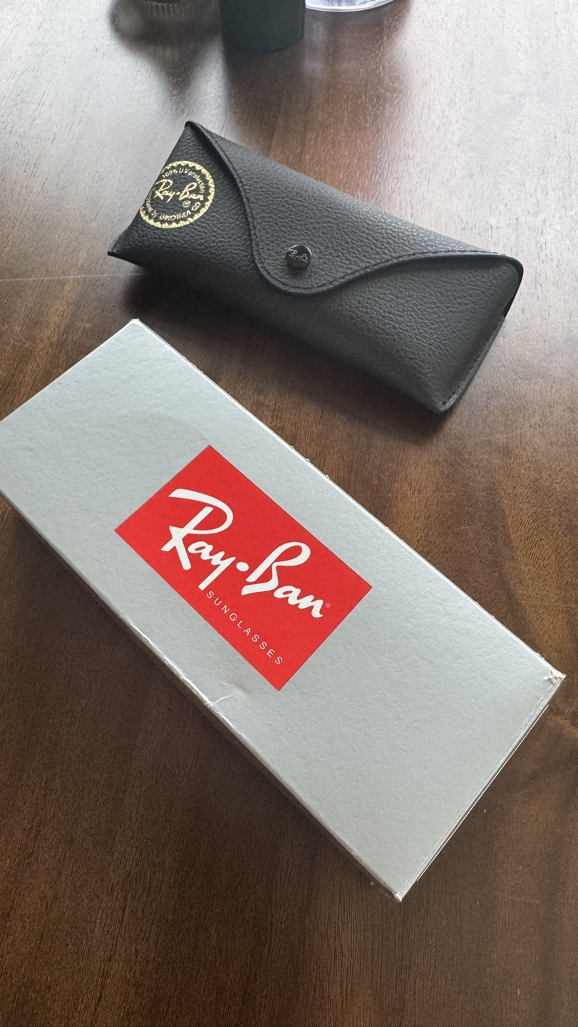 Ray-Ban Aviator Sunglasses with Case and Cleaning Cloth - photo 4