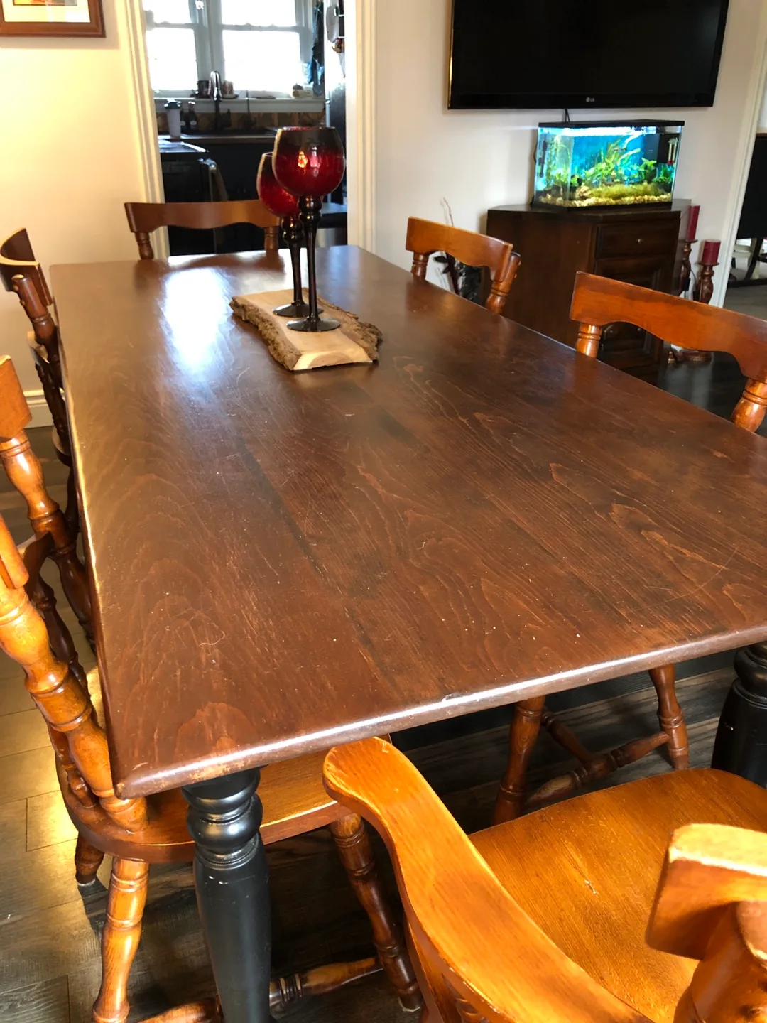 Dining room/kitchen table and chairs image indicator(2)