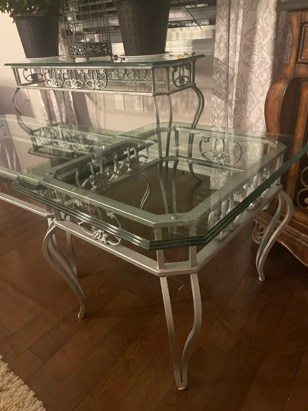 Luxury Coffee Table set with Thick Decor Edge Glass Tops image indicator(3)