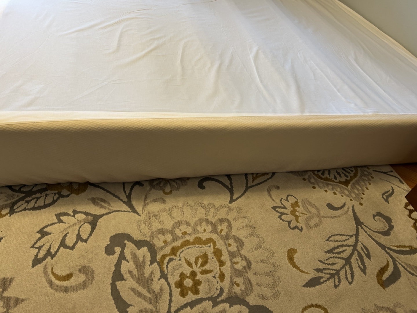 Queen Size Box Spring #freecycle - photo 2