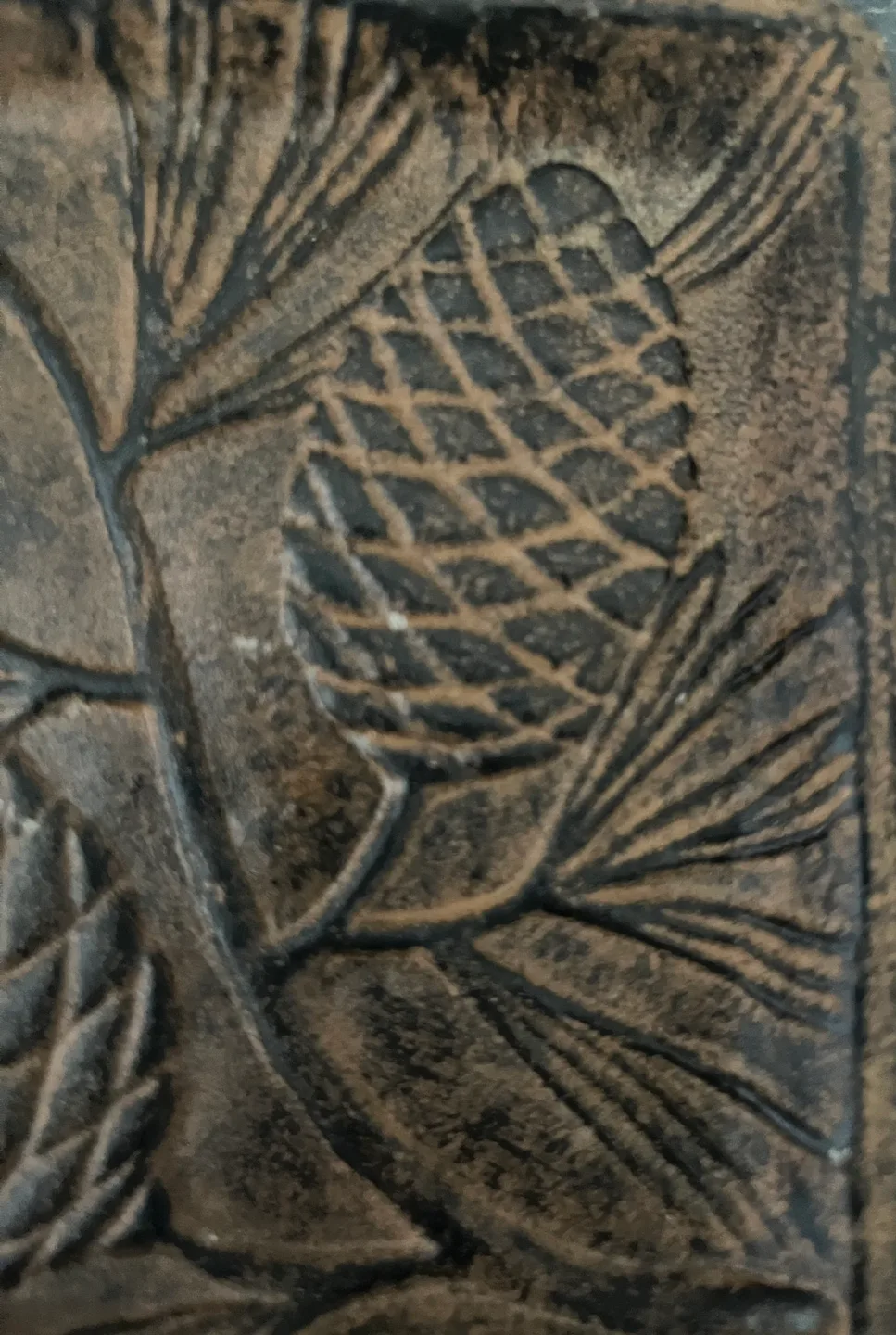 Rustic Pine Cone Decorative Tray image indicator(4)