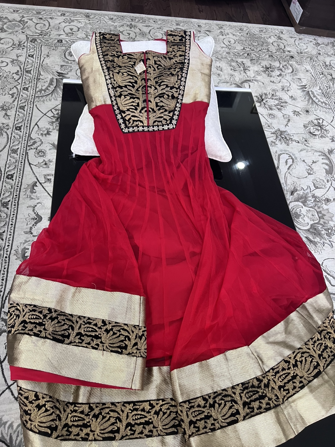 Red and Gold Embroidered Sleeveless free