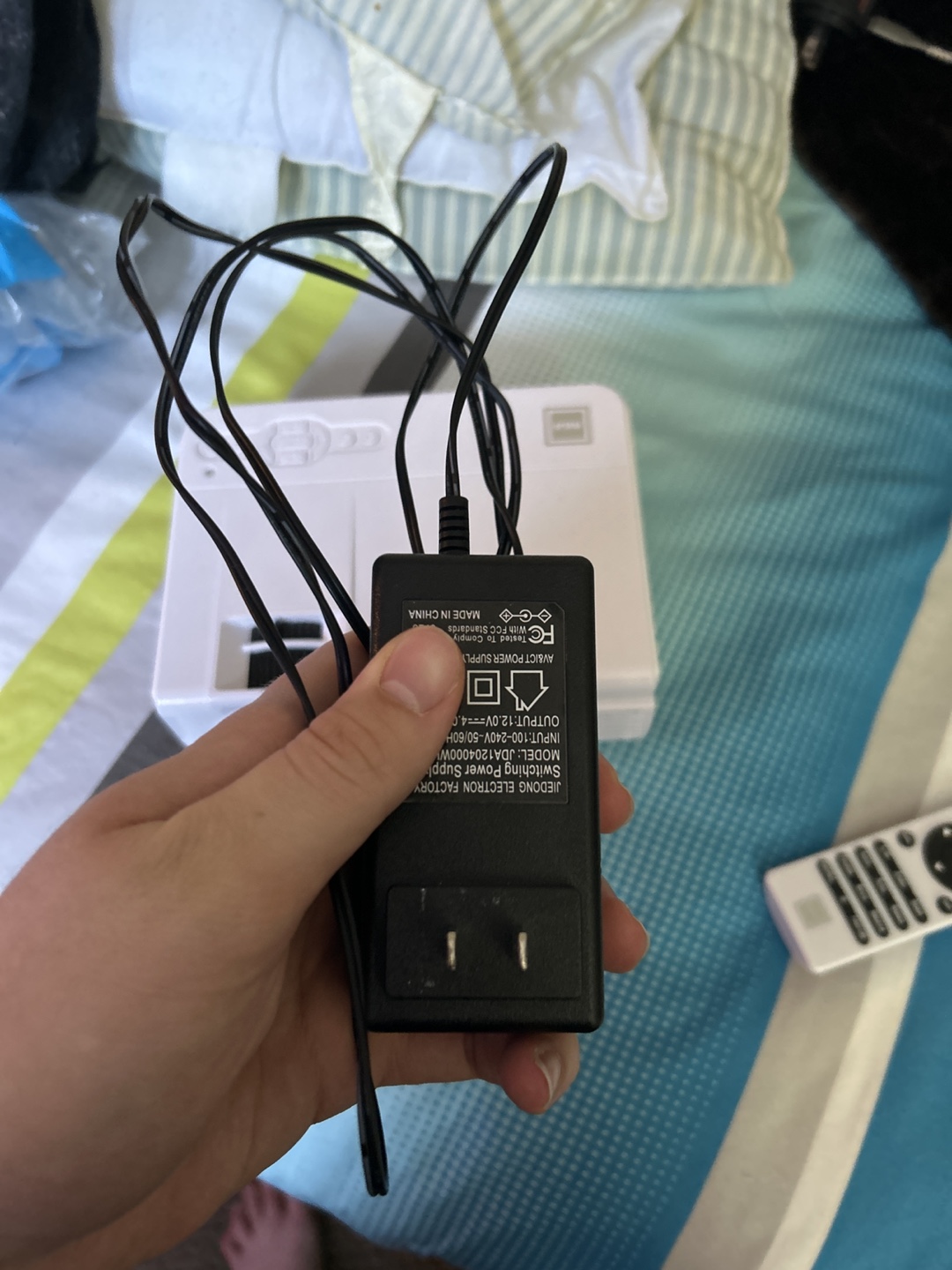 Mini Portable Projector with Remote - photo 4