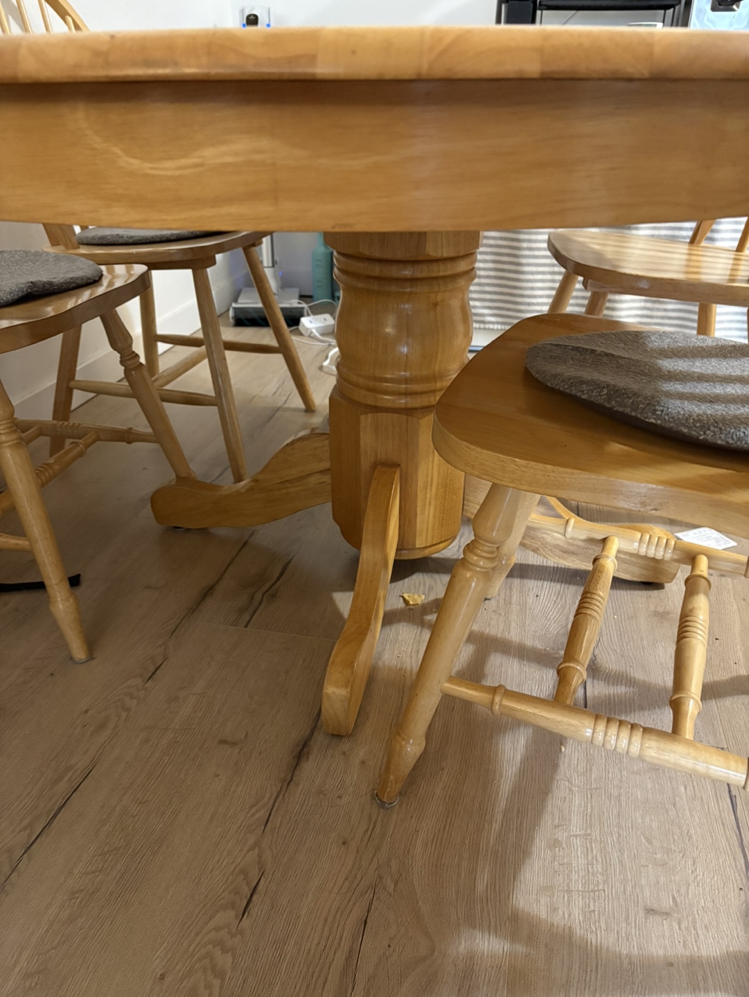 Oval dining table+4 chairs - photo 2