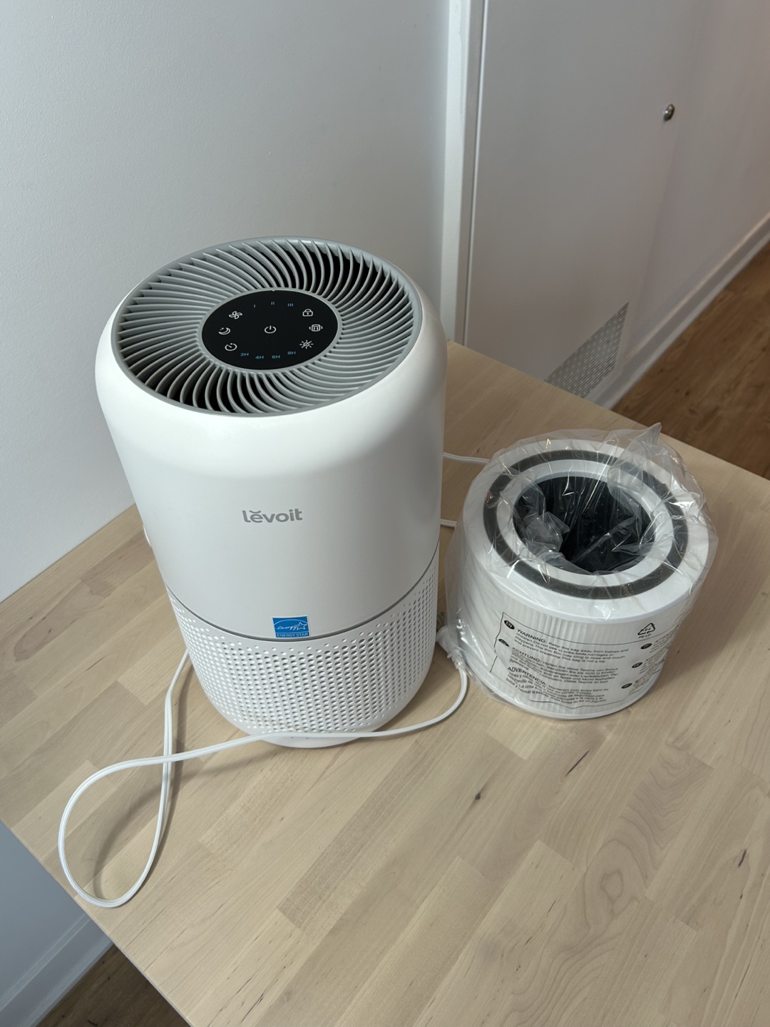 Lévoit Core 300s Air Purifier with Extra Filter - photo 4