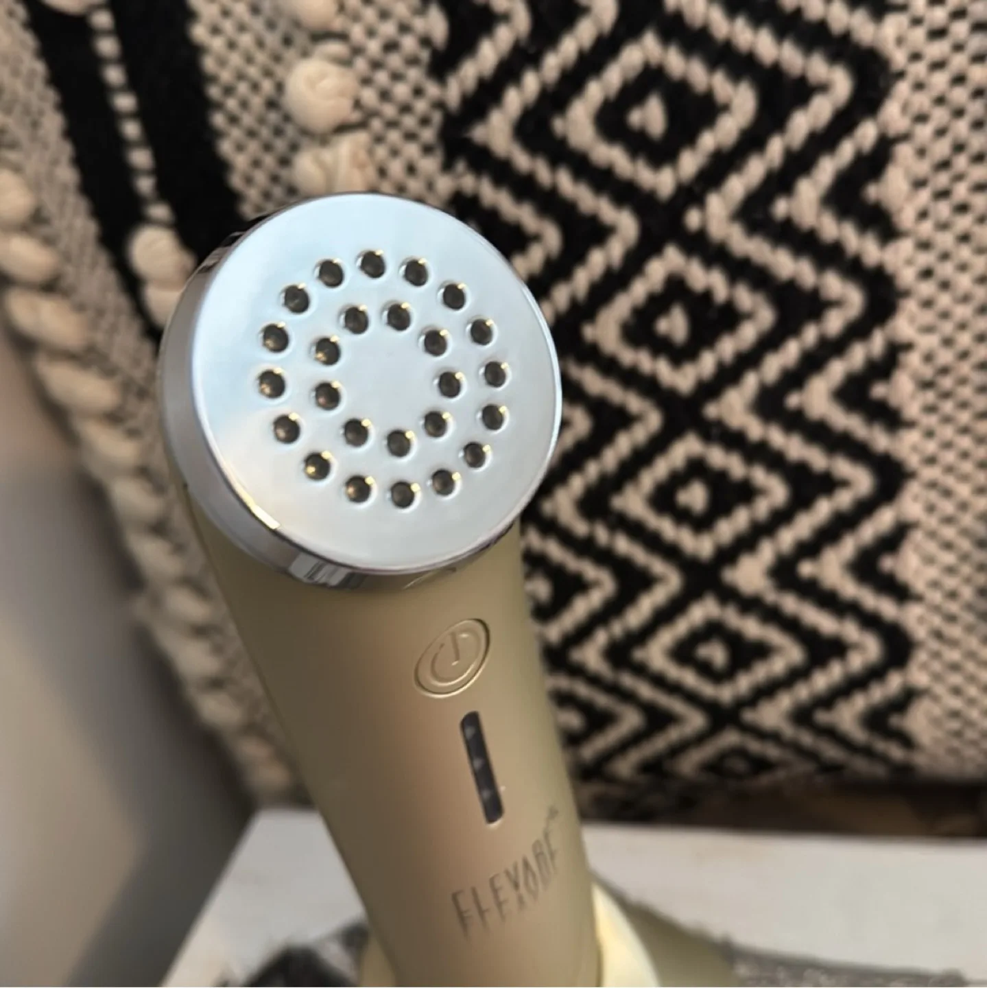 Elevare Skin Plus + image indicator(3)