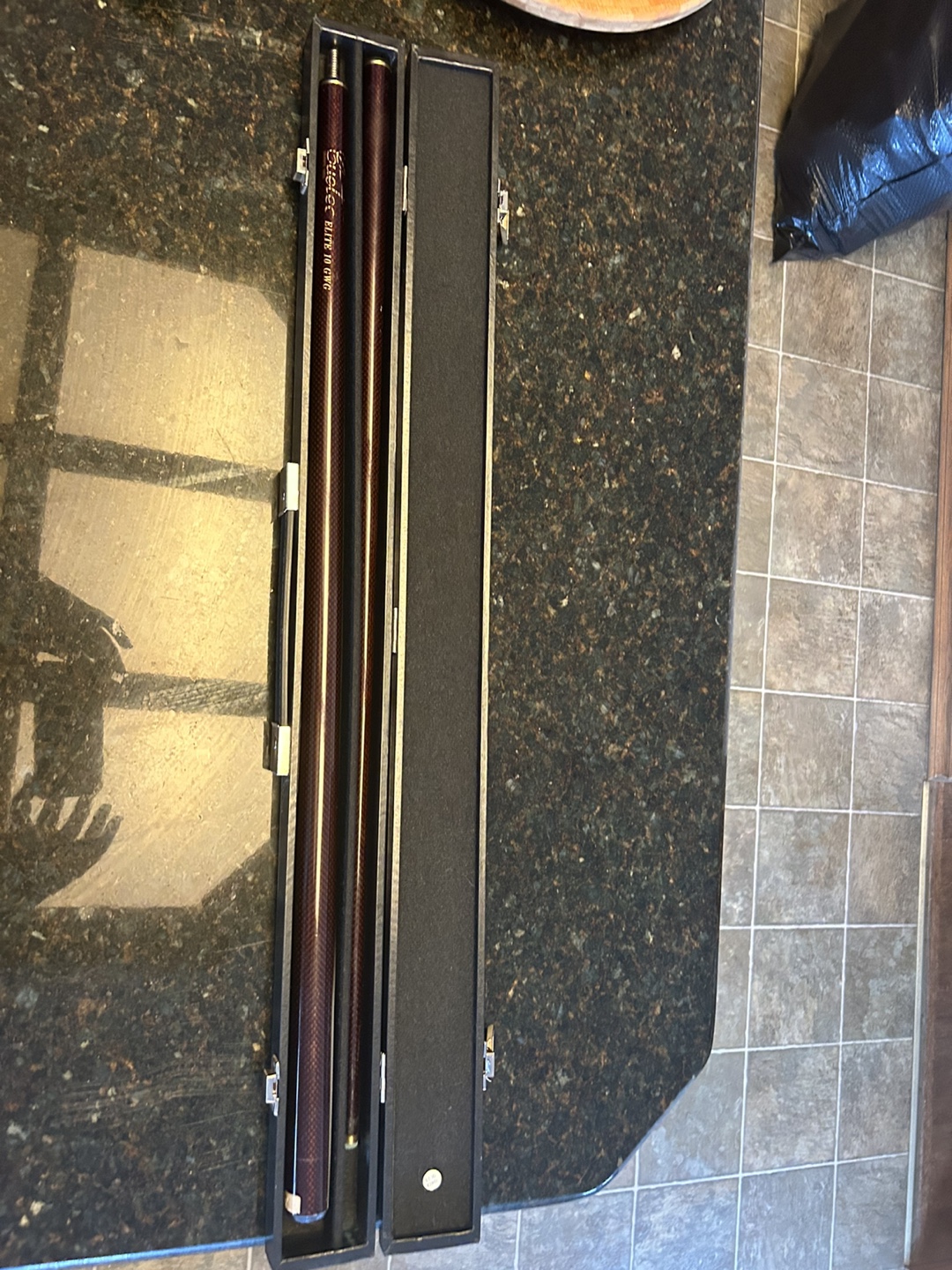 Dufferin Elite 10 GW Billiard Cue Set