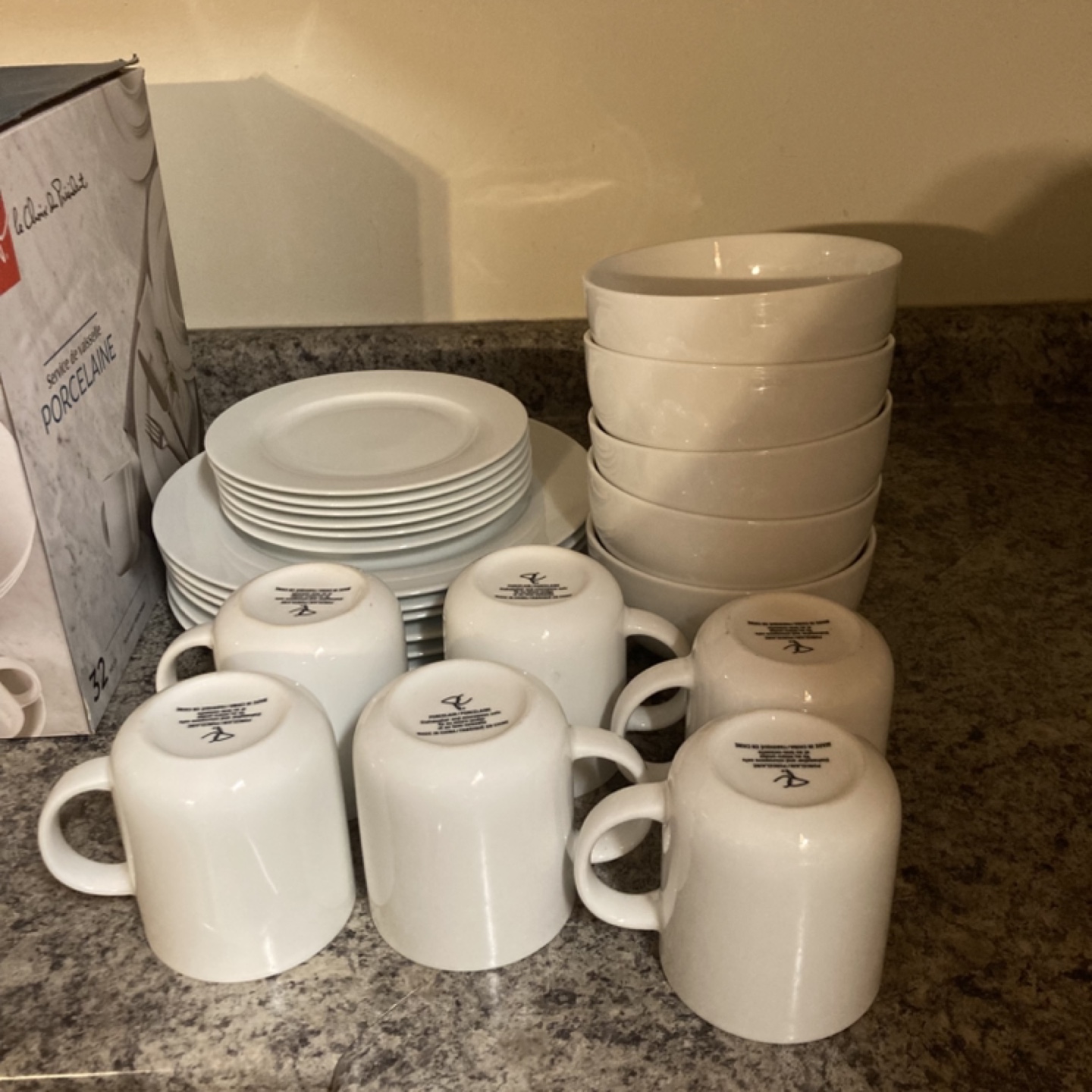 President's Choice 32-Piece + 23-Piece  Porcelain Dinnerware Set - photo 3