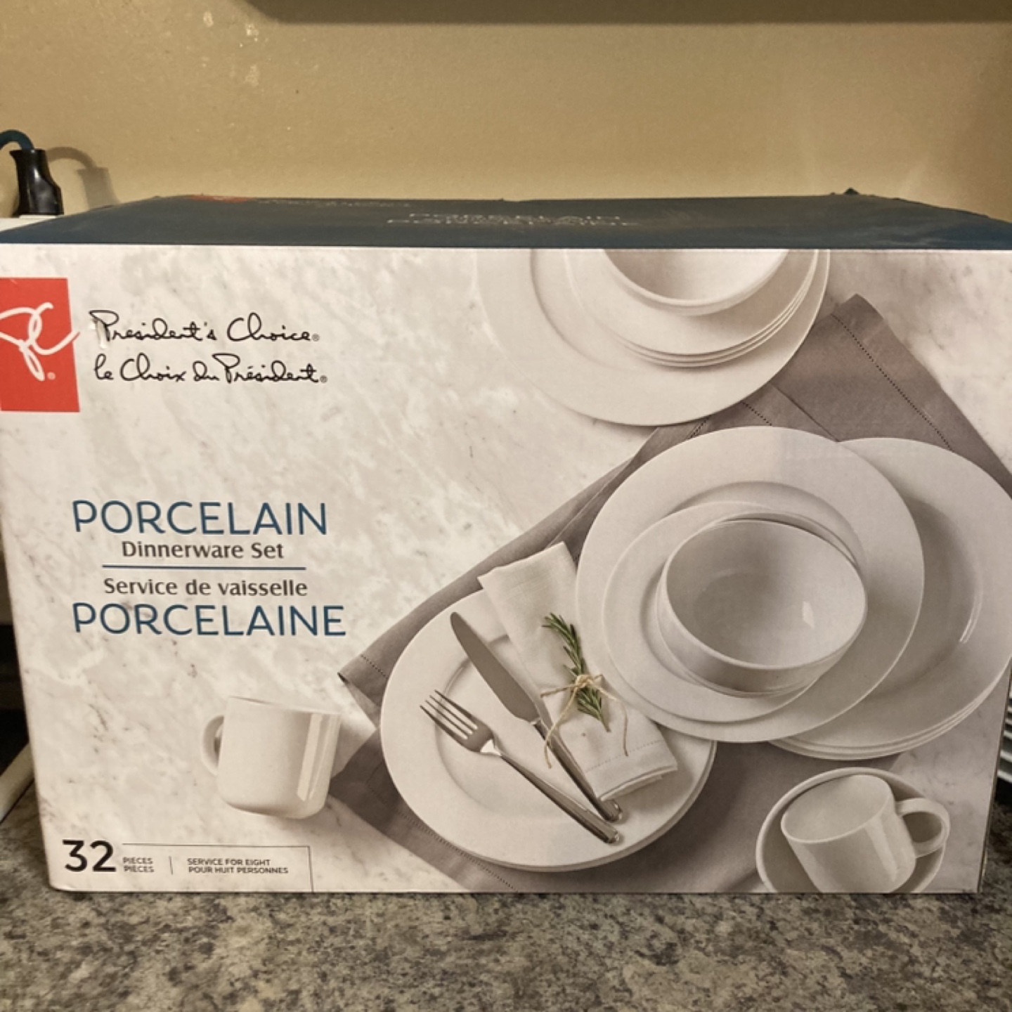 President's Choice 32-Piece + 23-Piece  Porcelain Dinnerware Set - photo 2