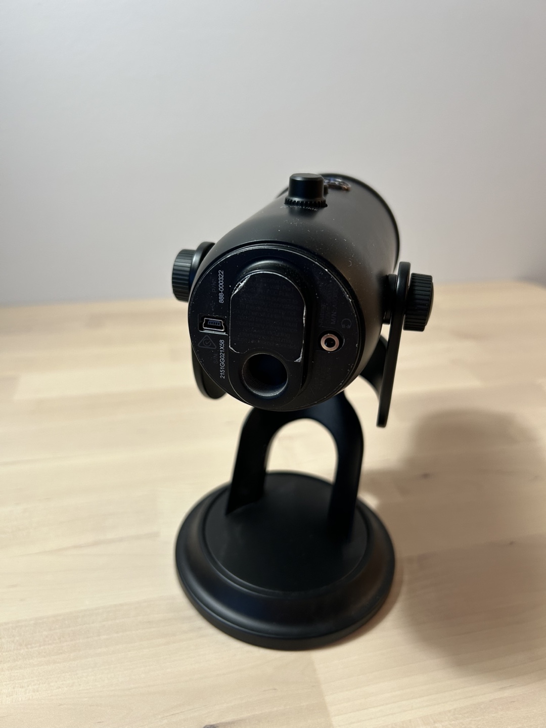 Blue Yeti USB Microphone - Black - photo 5