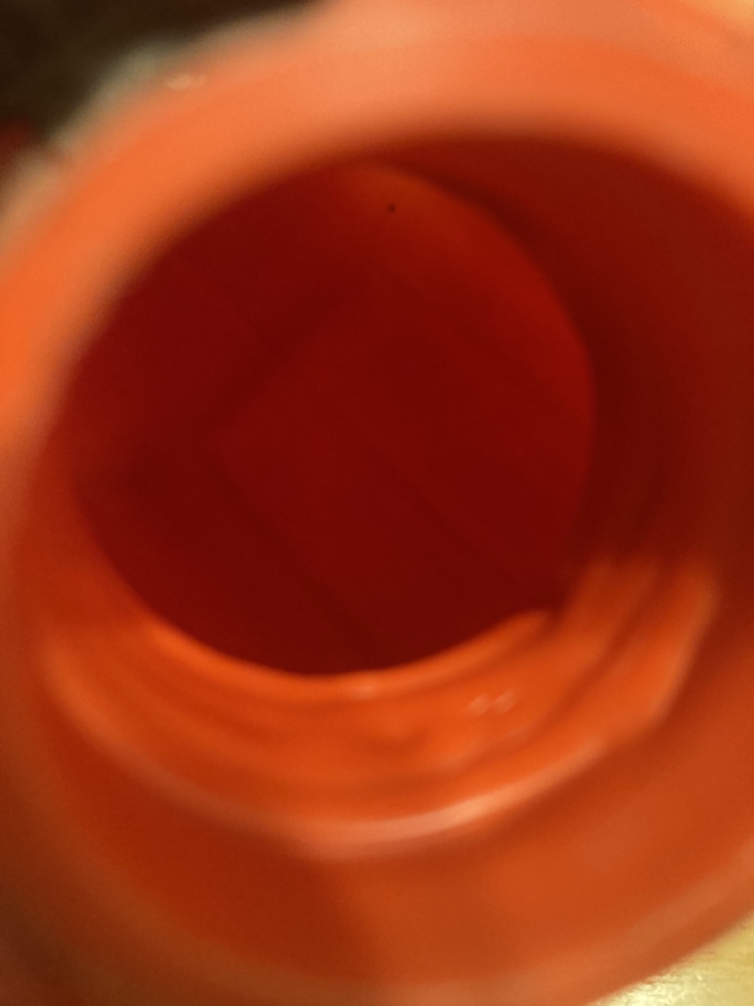5L Red Plastic Gasoline Can - photo 4