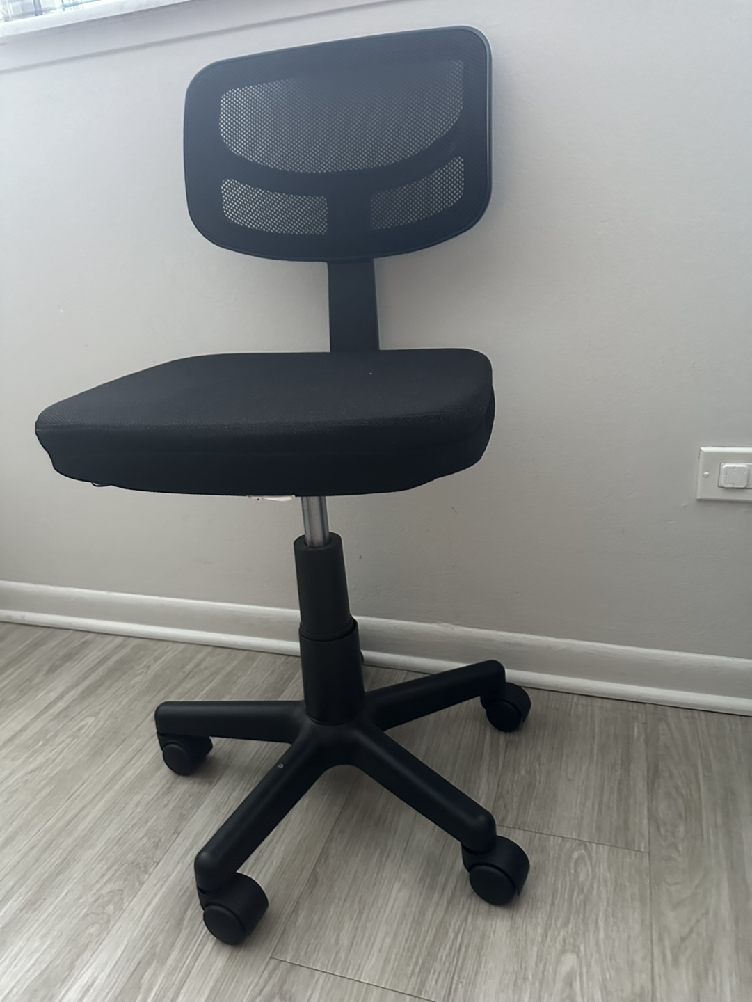 Black Mesh Office Chair