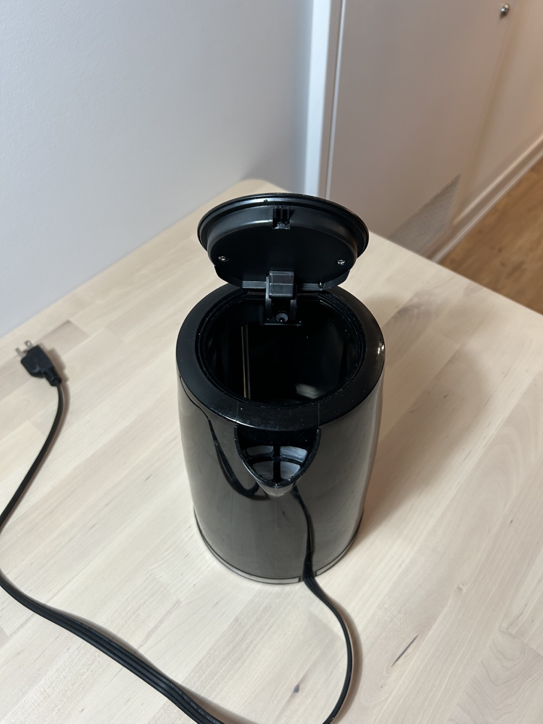 Toastmaster Black Electric Kettle - photo 4
