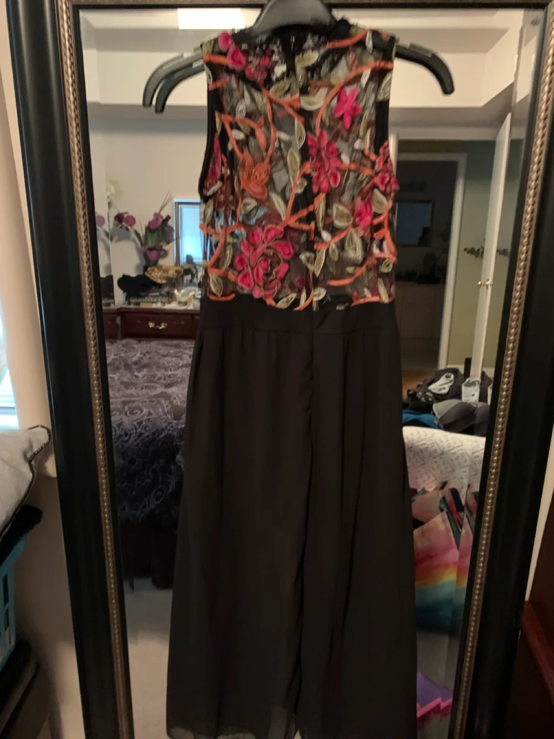 Black Floral Embroidered Midi Dress image indicator(4)