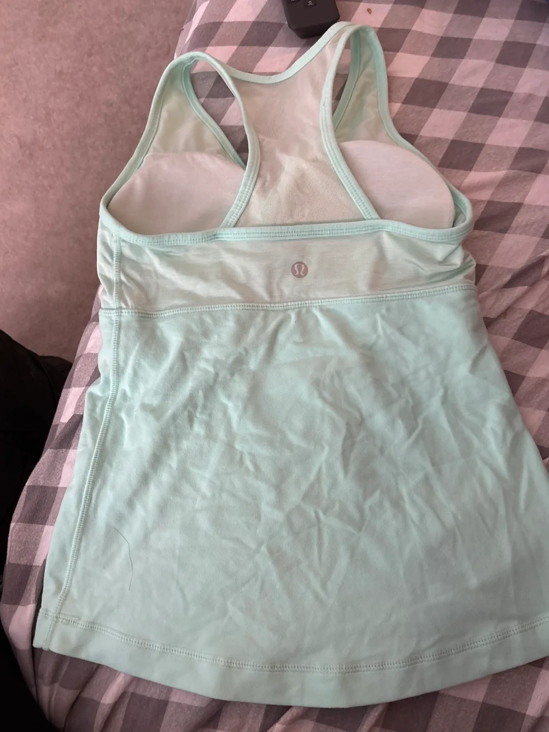 Lululemon Workout Tank Top - Size 6 image indicator(2)