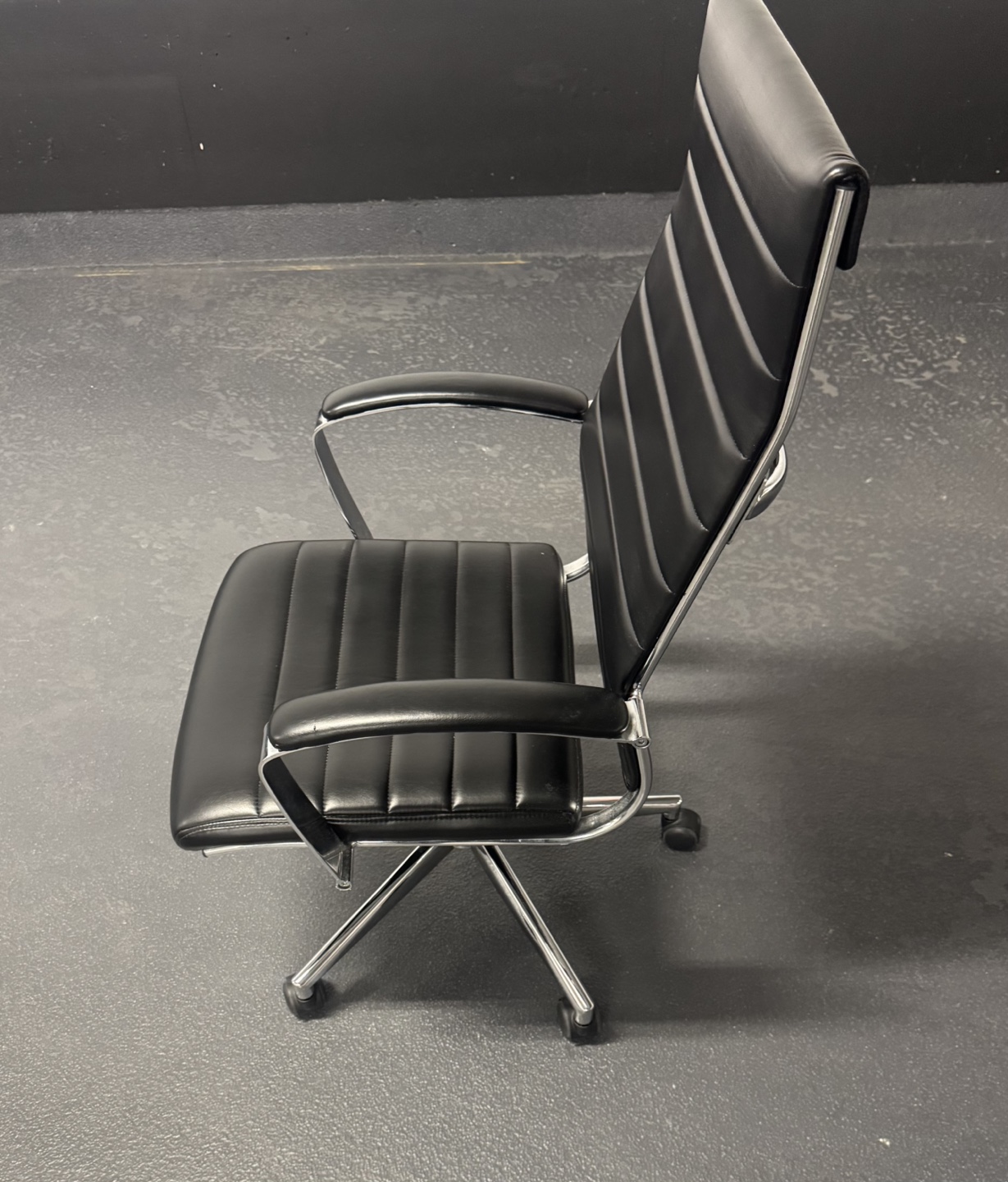 Black Leather Office Chair with Chrome Base - photo 2