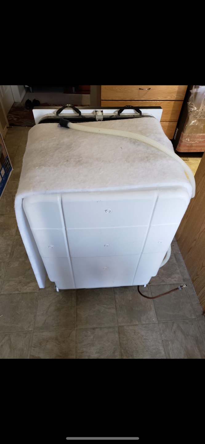 Whirlpool dishwasher - photo 2
