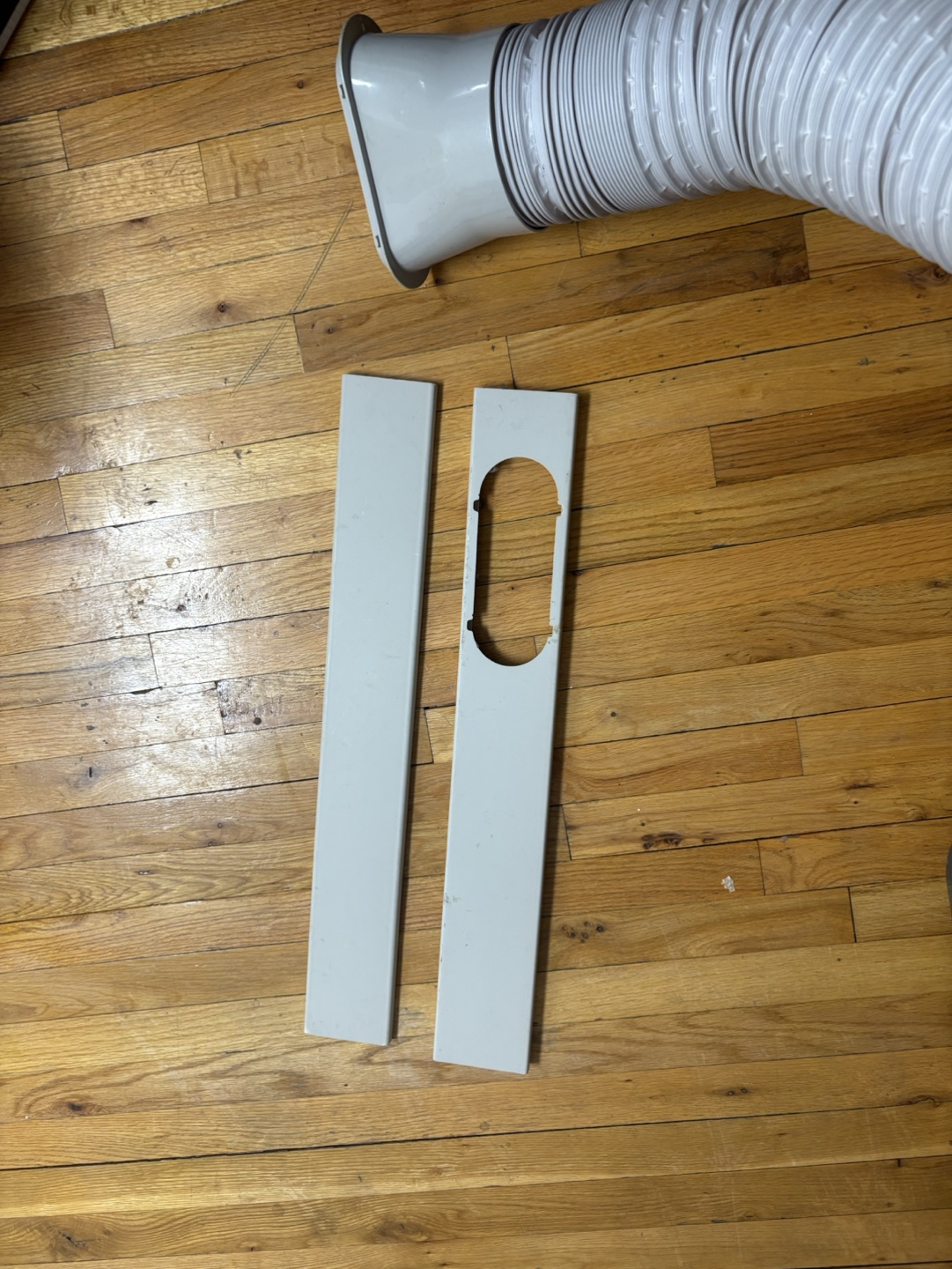 Insignia Portable AC Unit - photo 3