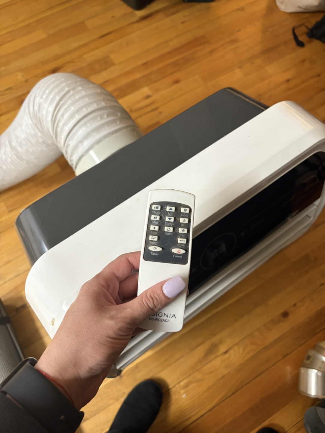 Insignia Portable AC Unit - photo 2