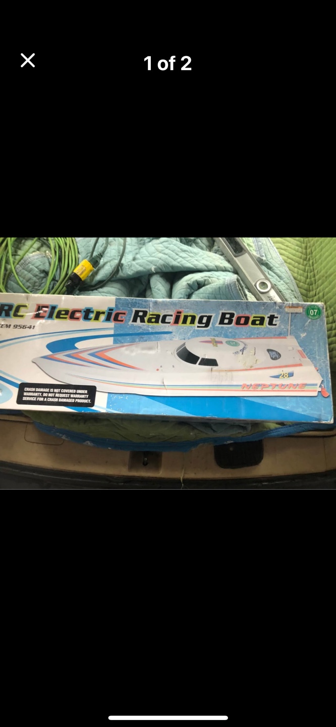 RC Electric Racing Boat Neptune 28