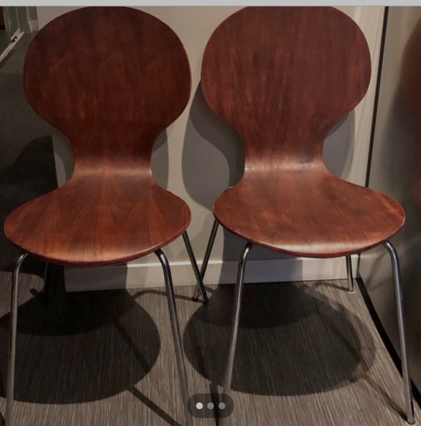 MCM style: Marble Table & 2 bent plywood ‘Peanut Chairs” - photo 2