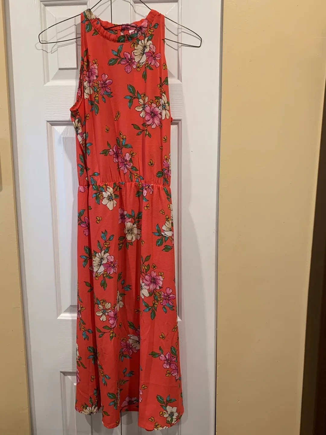 Beautiful Floral on Coral Midi Summer Dress (NWT) image indicator(4)