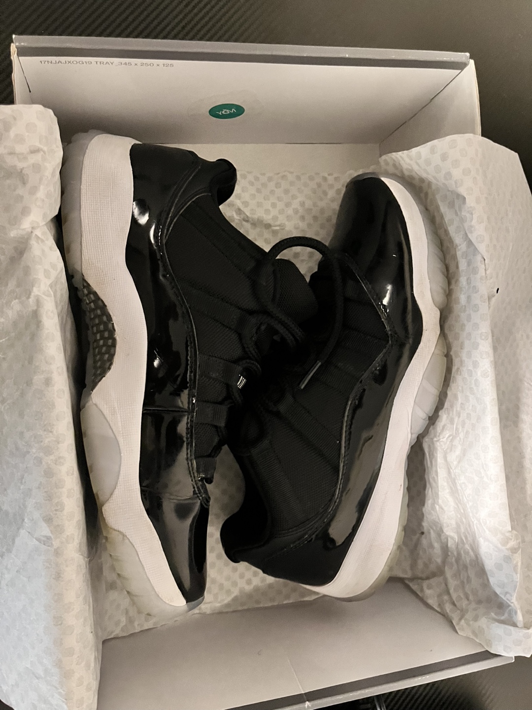 Air Jordan 11 Low  Space jam
