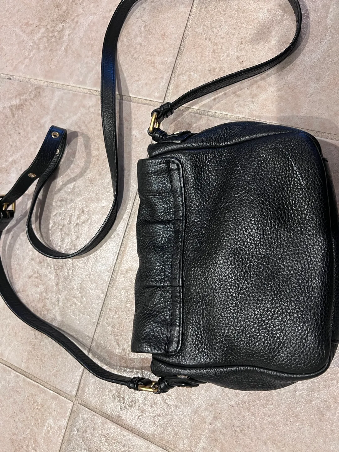 Marc by Marc Jacobs Black Leather Crossbody Bag image indicator(2)