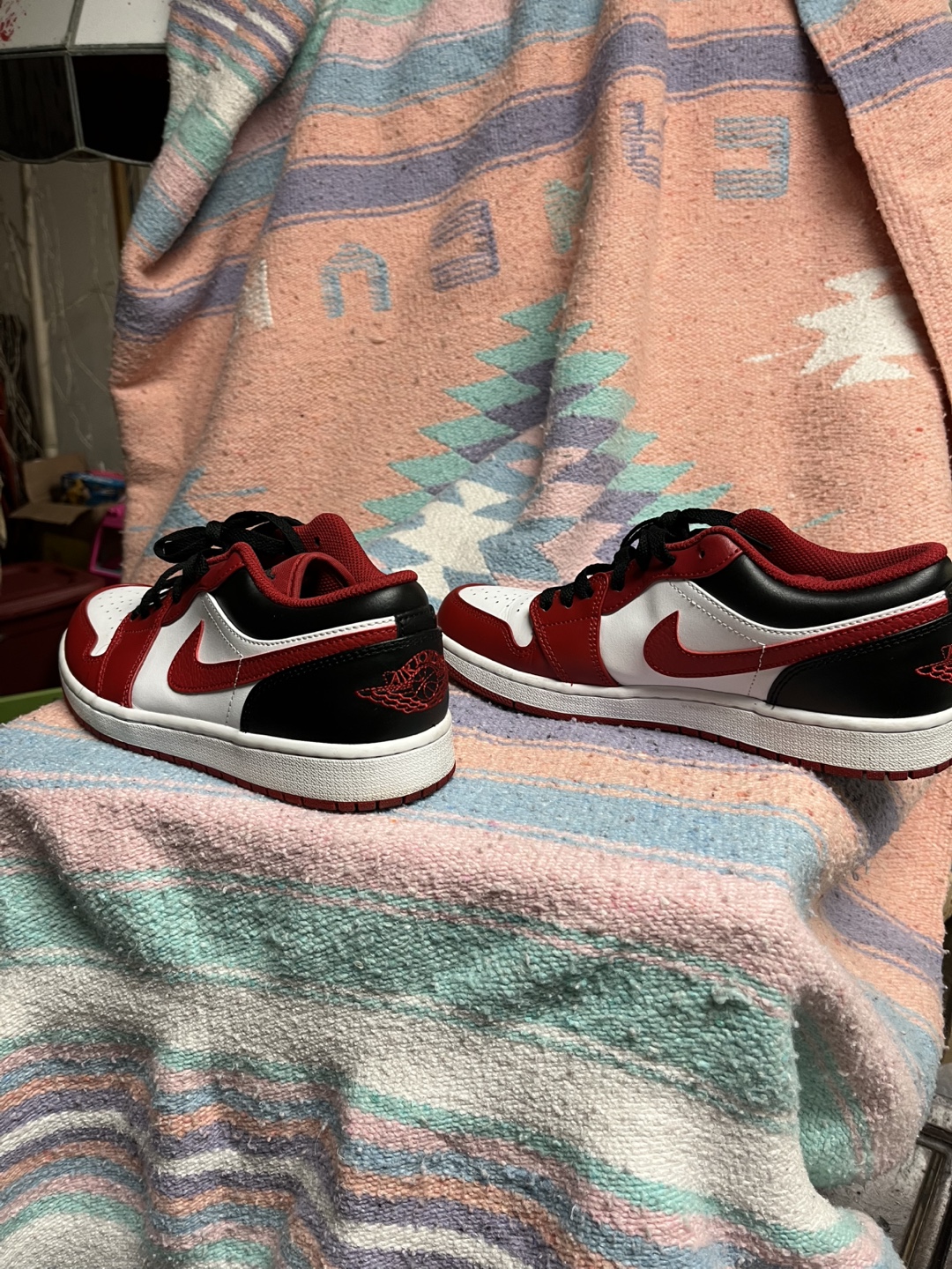 Nike Air Jordan 1 Low Bulls - photo 4