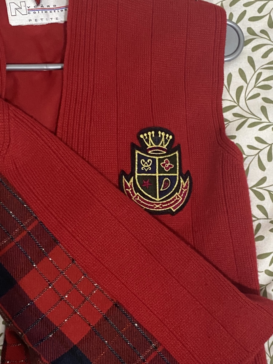Vintage Red Knit Vest with Plaid Back - photo 2
